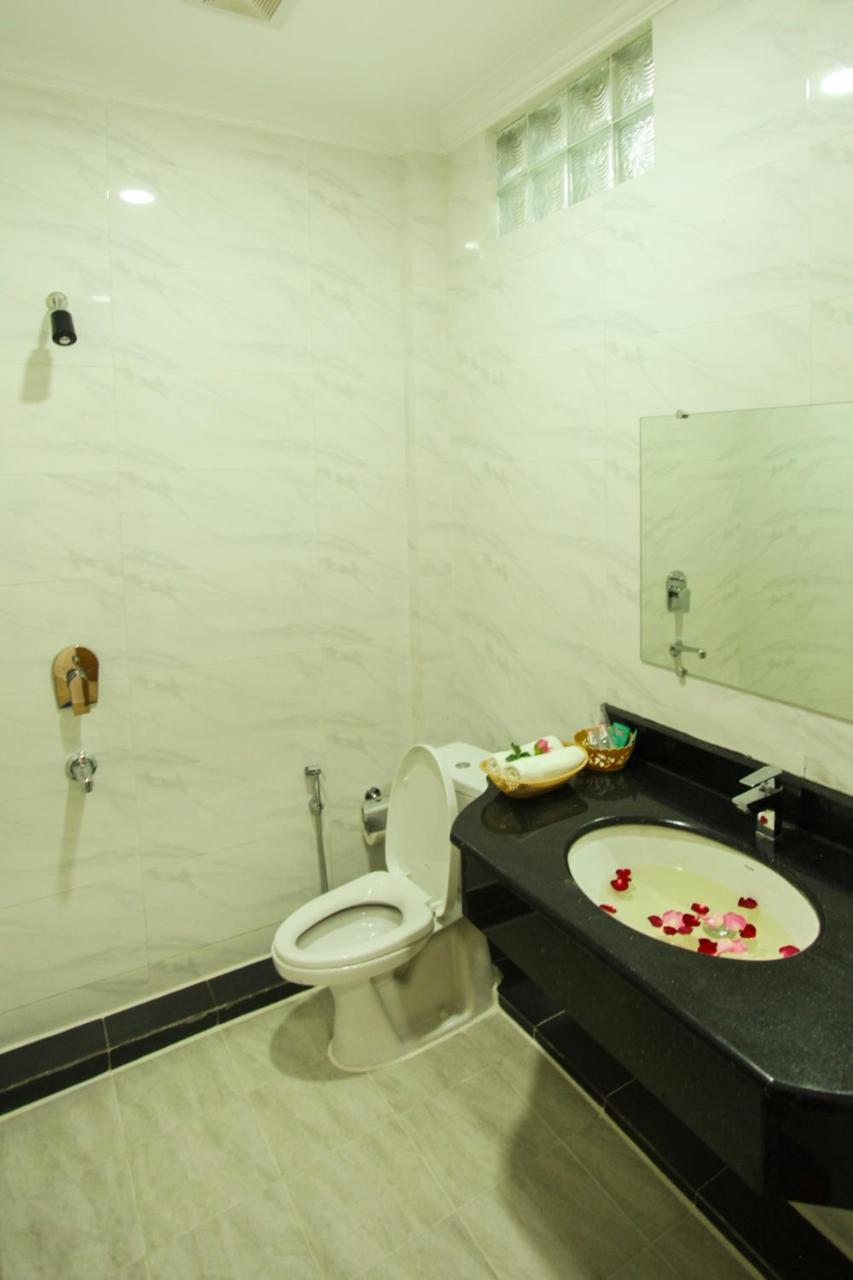 Five One Star Hotel ニャウンシュエ エクステリア 写真