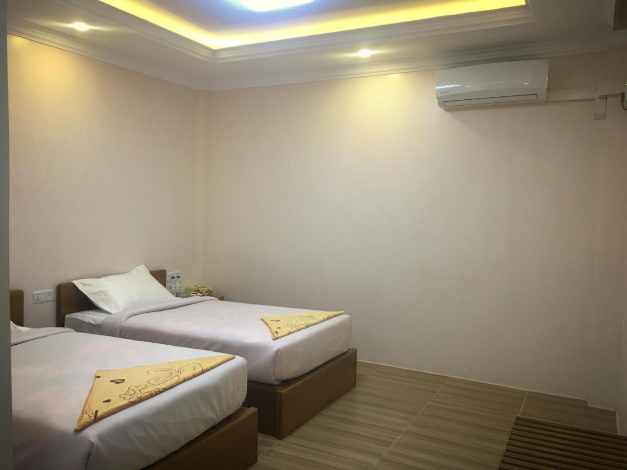 Five One Star Hotel ニャウンシュエ エクステリア 写真